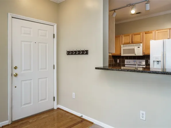 800 Moratuck Dr APT 206, Raleigh, NC 27604