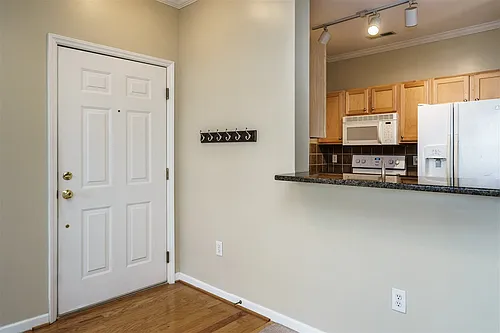 800 Moratuck Dr #206 Photo 1