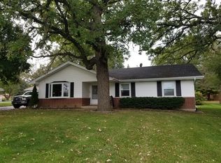 1040 Bough Ct, Gurnee, IL 60031
