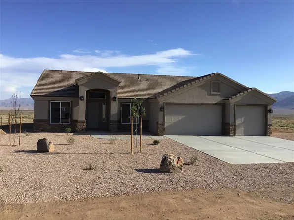 8847 E Arches Dr, Kingman, AZ 86409