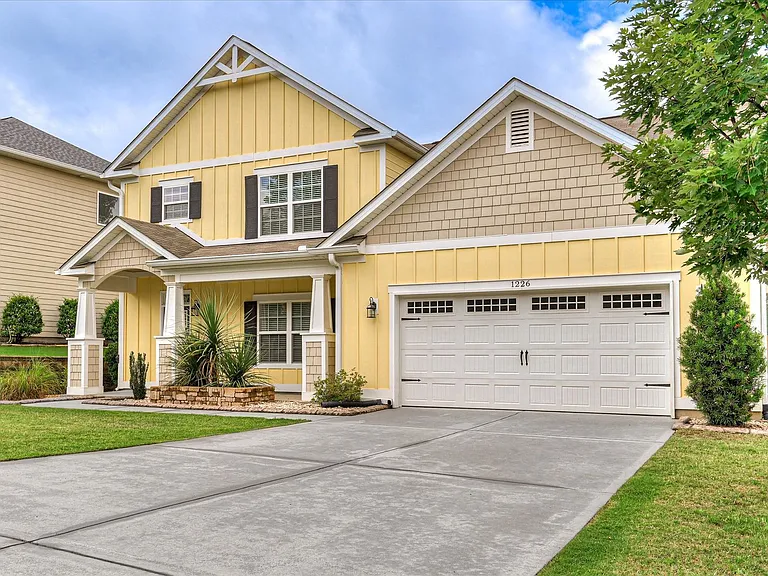 1226 Cypress Trl — Photo 3