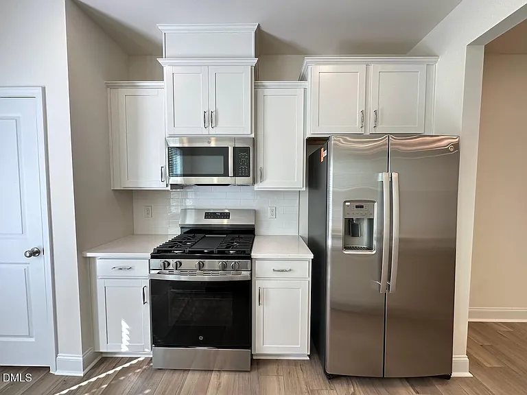 947 Kensley Grove Ln — Photo 12