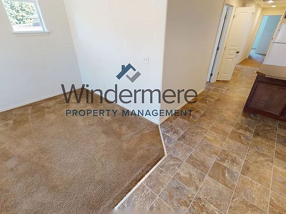 3rd image of 1905 Bernard St #1