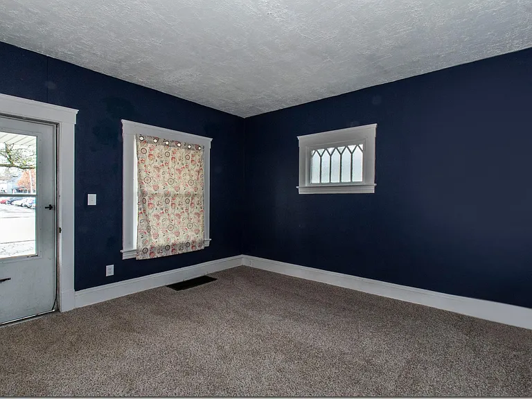3100 Montclair Ave #DOWN — Photo 16