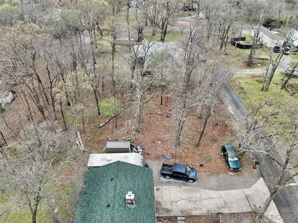 Big Bluff St, Pryor, OK 74361