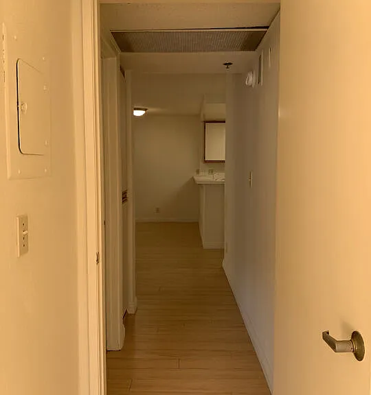 420 S Harvard Blvd #101 — Photo 16