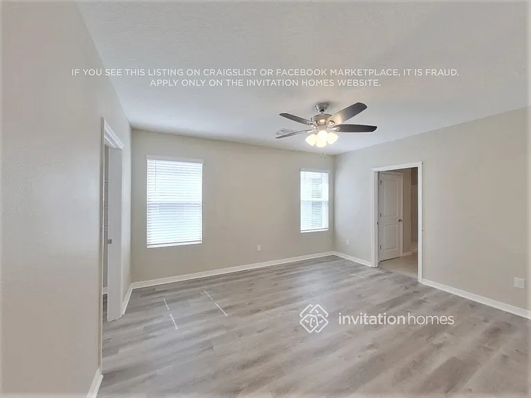 4920 Willow Breeze Way — Photo 10