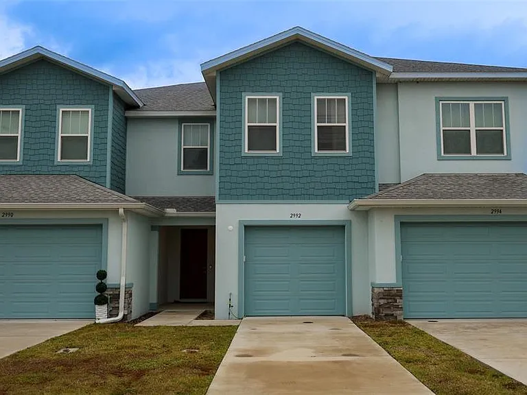 2992 Mearshire Dr — Photo 1