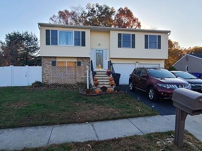 22 Bayberry Ct, Howell, NJ, 07731