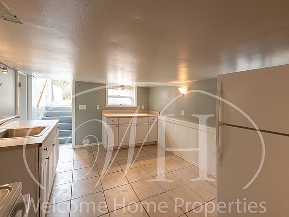 2nd image of 316 SE 4th St #2