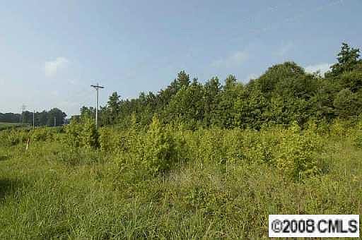4th image of Oooo S Lancaster Hwy
