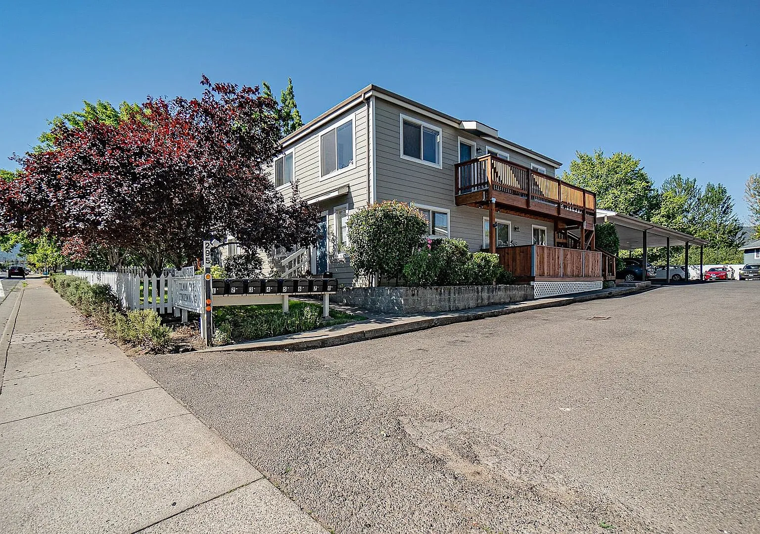 Two bedroom, Two bath Ground Floor Townhouse | Available Now — Photo 1