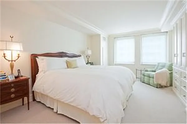 Sold by Douglas Elliman | media 14