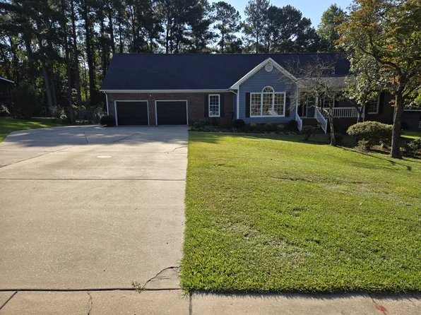 2491 Caithness Dr, Fayetteville, NC 28306