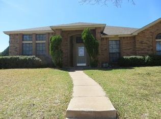 3017 Kingswood Dr, Garland, TX 75040