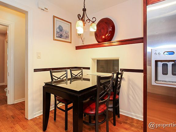 Breakfast room
