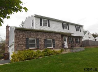 28 N Bridge Dr, Albany, NY 12203