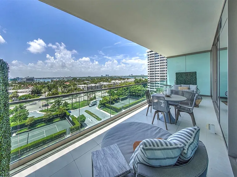 10201 Collins Ave #804 — Photo 25