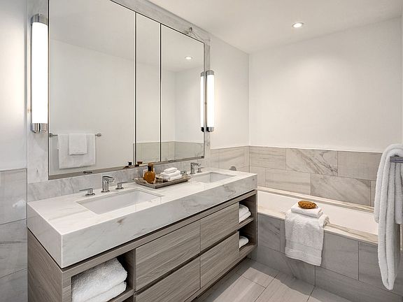 5th image of 675 W 59th St #1103
