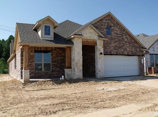 622 Pedernales, Webster, TX 77598