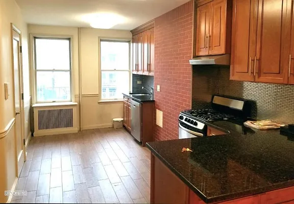 Rented by Compass | media 33