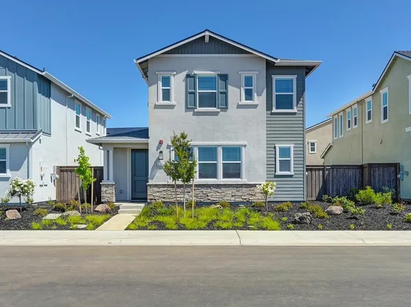 8361 Luan Way, Elk Grove, CA 95757