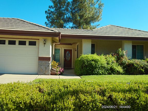 2nd image of 1325 Jamie Dr