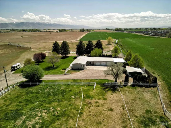1990 Pleasantview Ln, Burley, ID 83318