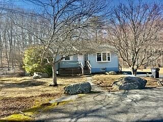 2nd image of 303 Sellersville Dr