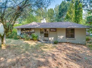 8817 NE Russell Pl, Portland, OR 97220