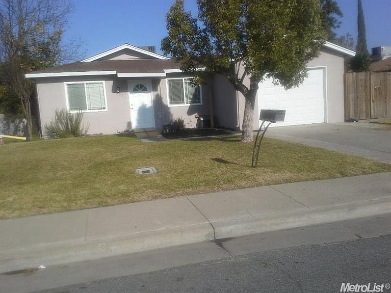 2nd image of 1037 Sunrise Ct