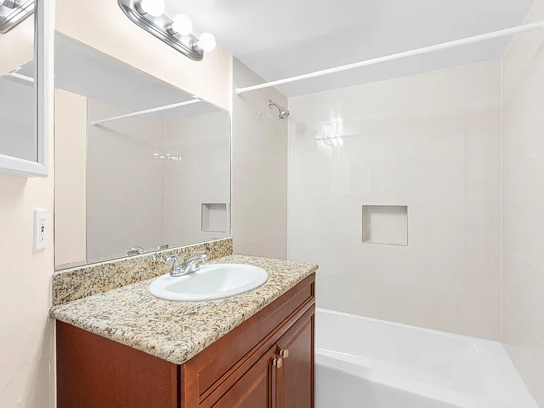 3230 NW 102nd Ter #108-F — Photo 19