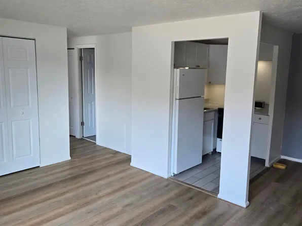 18891 Detroit Ext APT 101, Lakewood, OH 44107