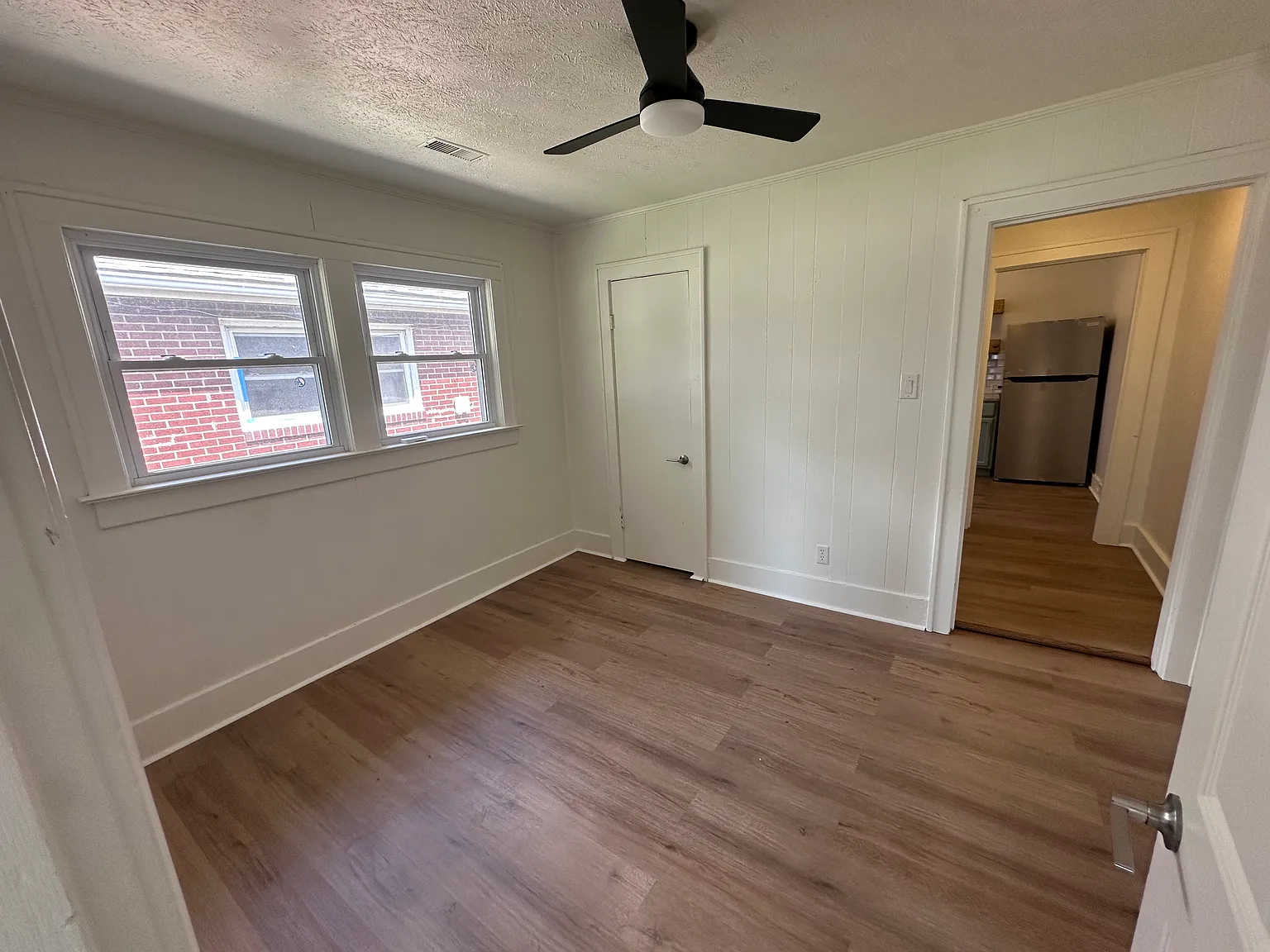 2 bed, $1,000 — Photo 4