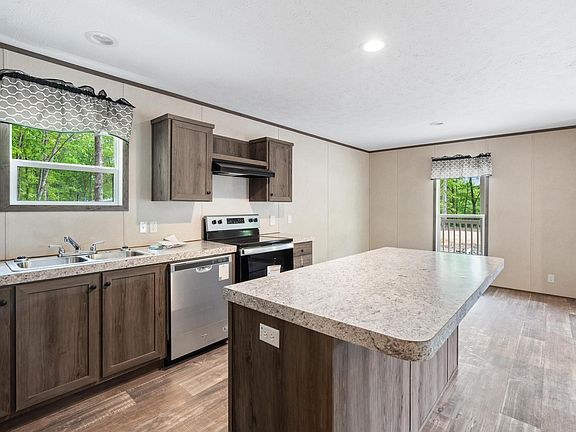 4th image of 102 Bella Way Lot 8 & 9