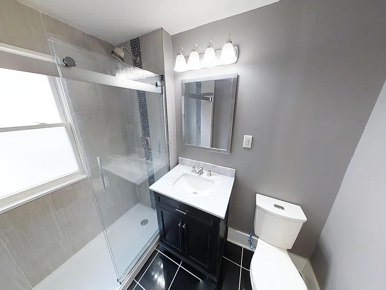 930 Ackerman Ave — Photo 9