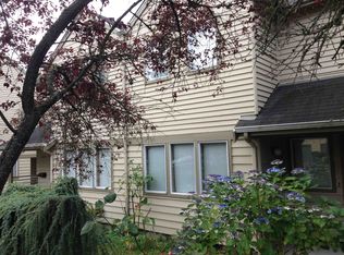 4343 NE 55th St, Seattle, WA 98105