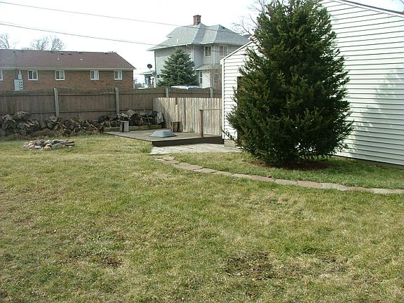 3rd image of 4236 Fulton Ave