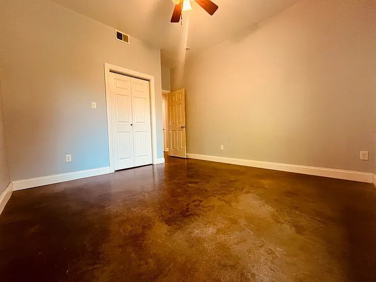 127 Sun Haven Ln — Photo 16