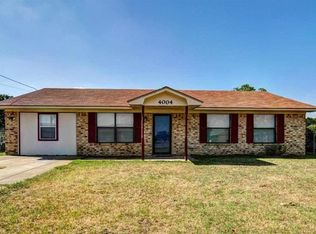 4004 Paradise Island Rd, Waco, TX 76705