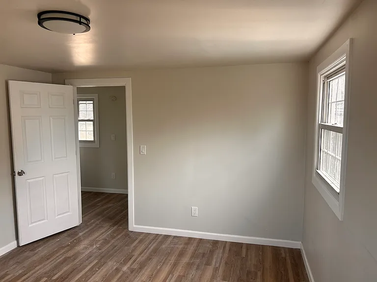 546 Independence Dr — Photo 10