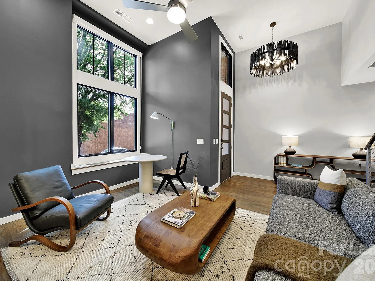 3 bed, 3.5 bath, 2154 sqft, $4,500 — Photo 4