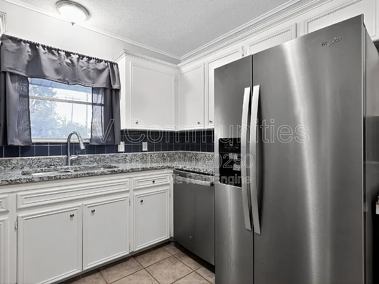 3828 Avenue N — Photo 23