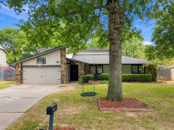 8211 S Marion Ave, Tulsa, OK 74137