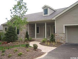 5th image of 3524 Thistle Ct