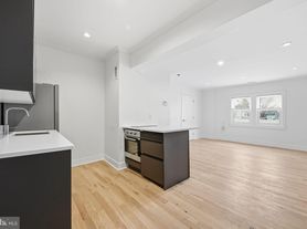 1419 Wisconsin Ave NW, Washington, DC