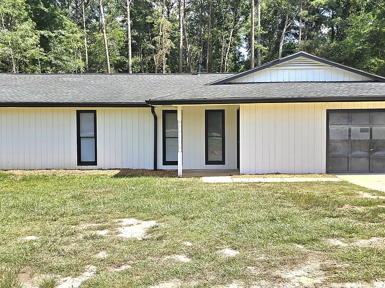 2664 Highway 34 E — Photo 2