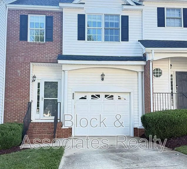 5523 Cottonrose Ln — Photo 1