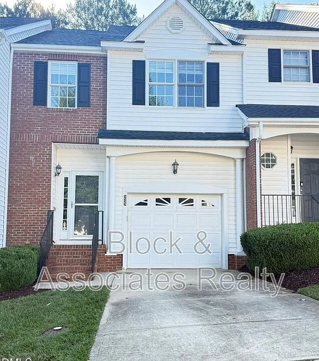 5523 Cottonrose Ln