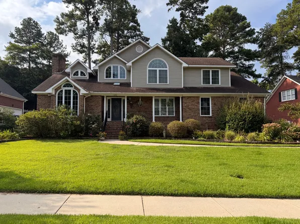 1211 Shadow Ridge Dr SE, Huntsville, AL 35803